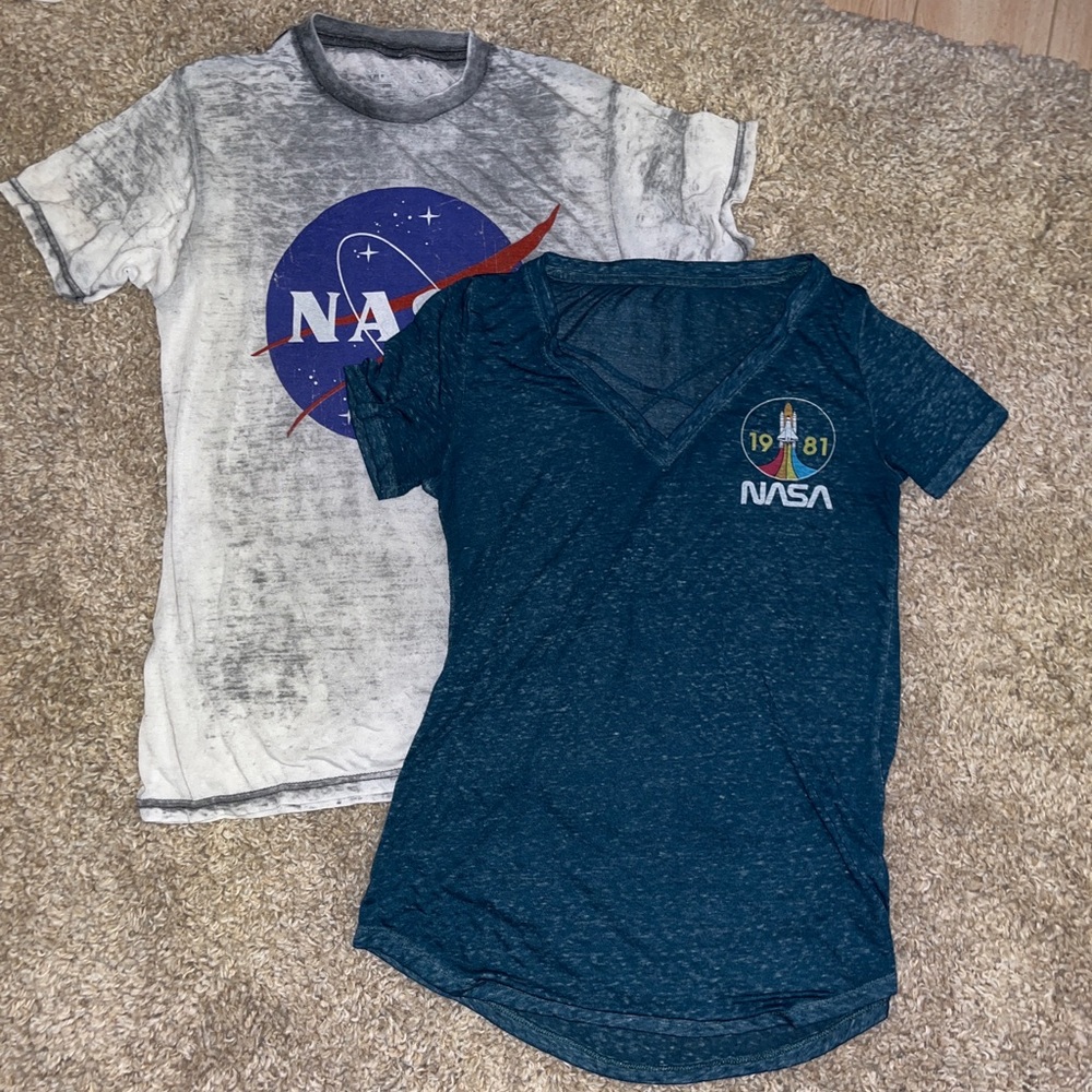 NASA Shirts Set of 2 Teal Grey Size Small 1981 T-shirts Space Fifth Sun